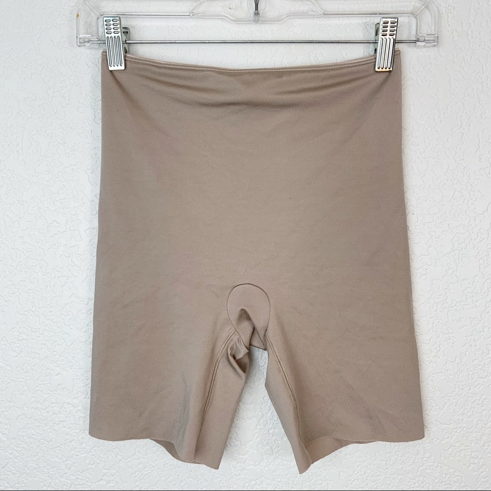 Spanx Simplicity Shapewear Shorts Tan Medium